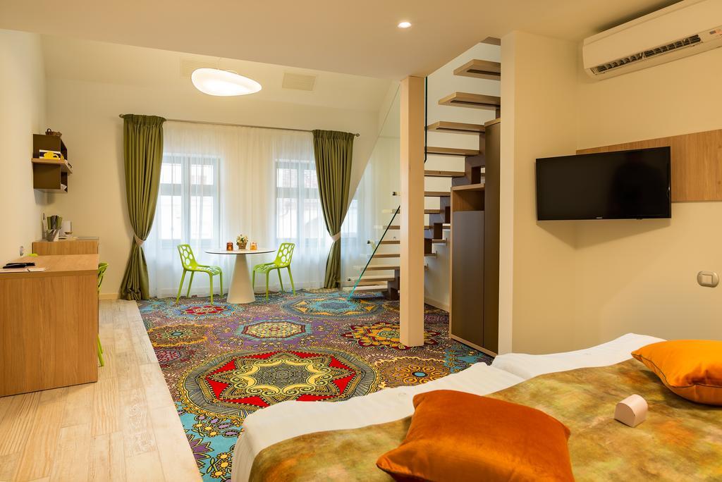 Blumenhaus Sibiu Aparthotel Exterior foto