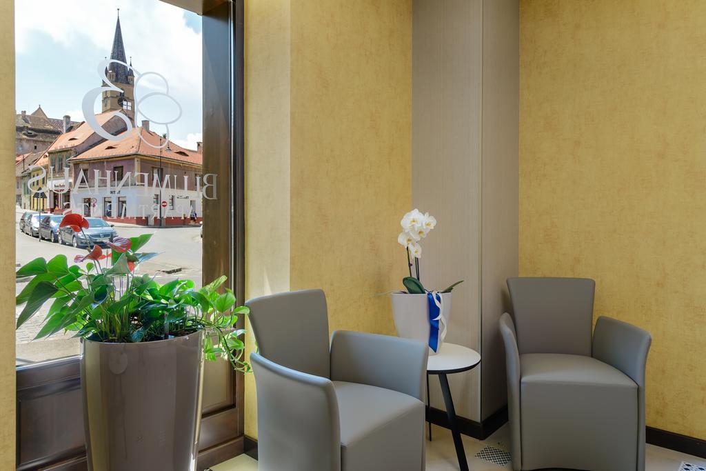 Blumenhaus Sibiu Aparthotel Exterior foto